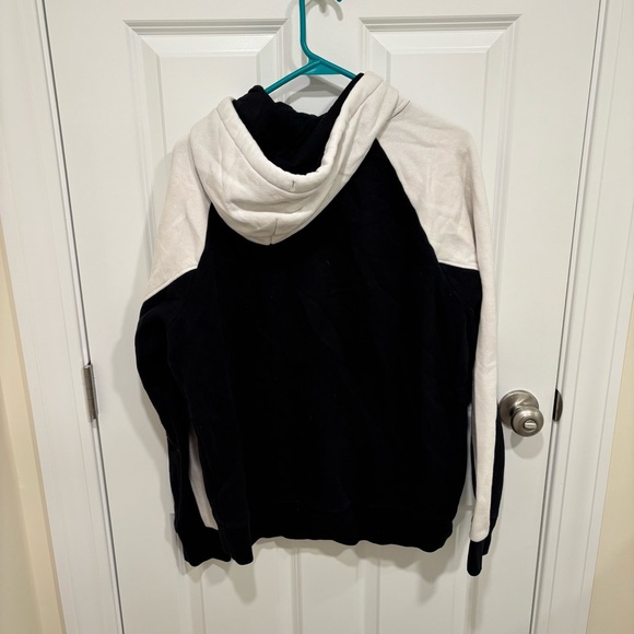 Hollister Box Logo White Black Pullover Sweatshirt Hoodie Mens U.S. Large - Picture 3 of 3